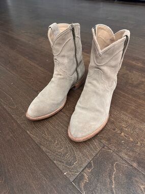 Tecovas Men’s Suede Western Boots - Light Taupe